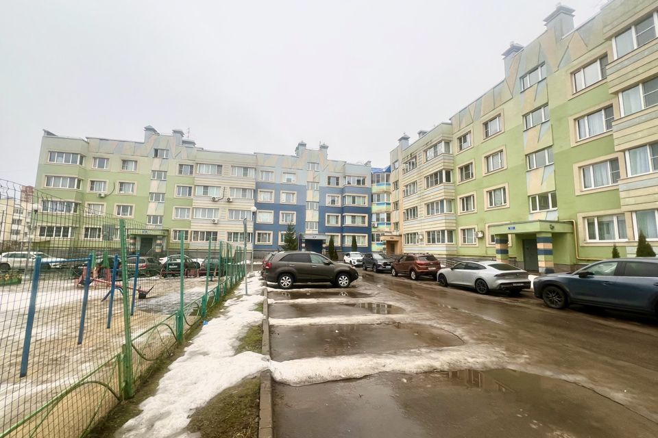 Продаётся 1-комнатная квартира, 41.2 м²