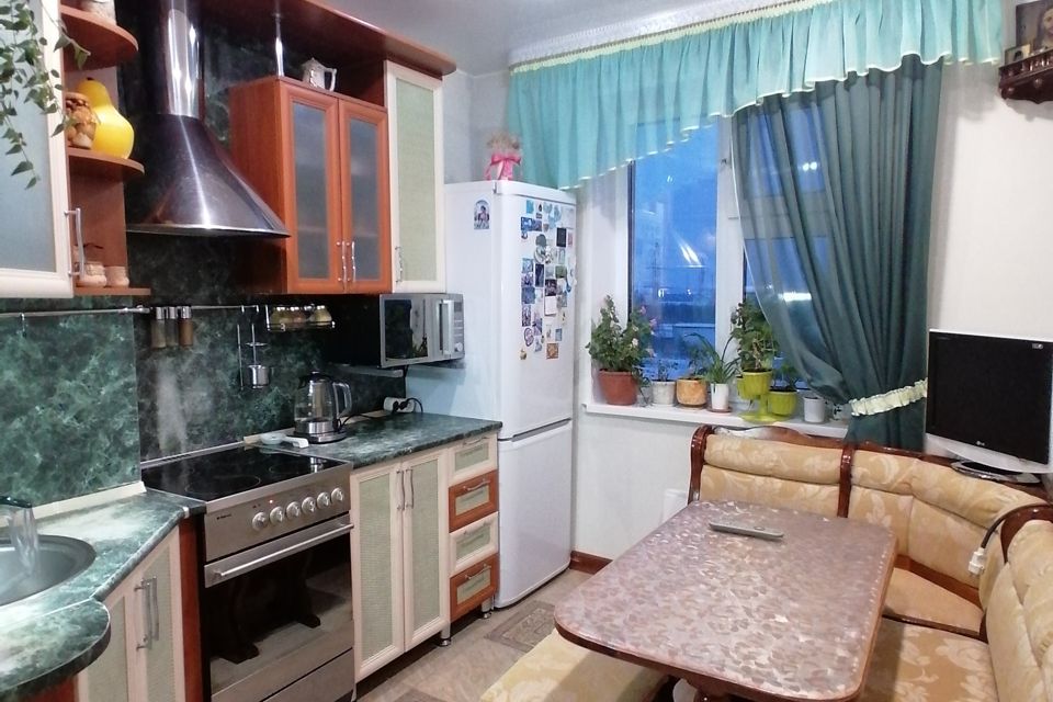 Продаётся 3-комнатная квартира, 65.1 м²