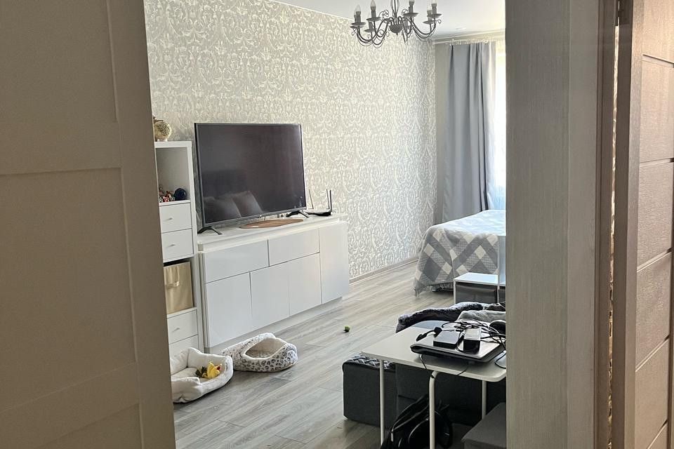 Продаётся 1-комнатная квартира, 43 м²