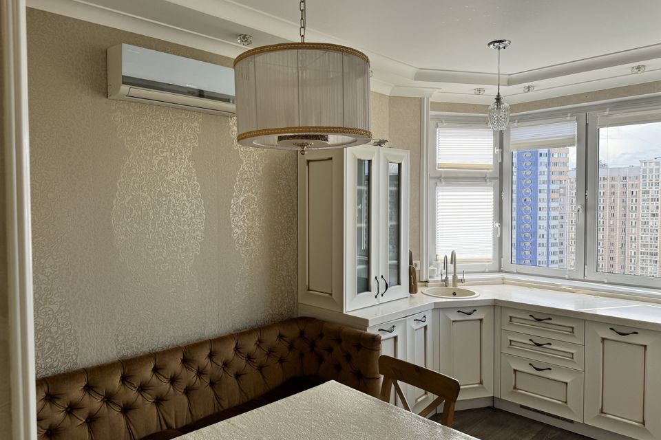 Продаётся 3-комнатная квартира, 76 м²