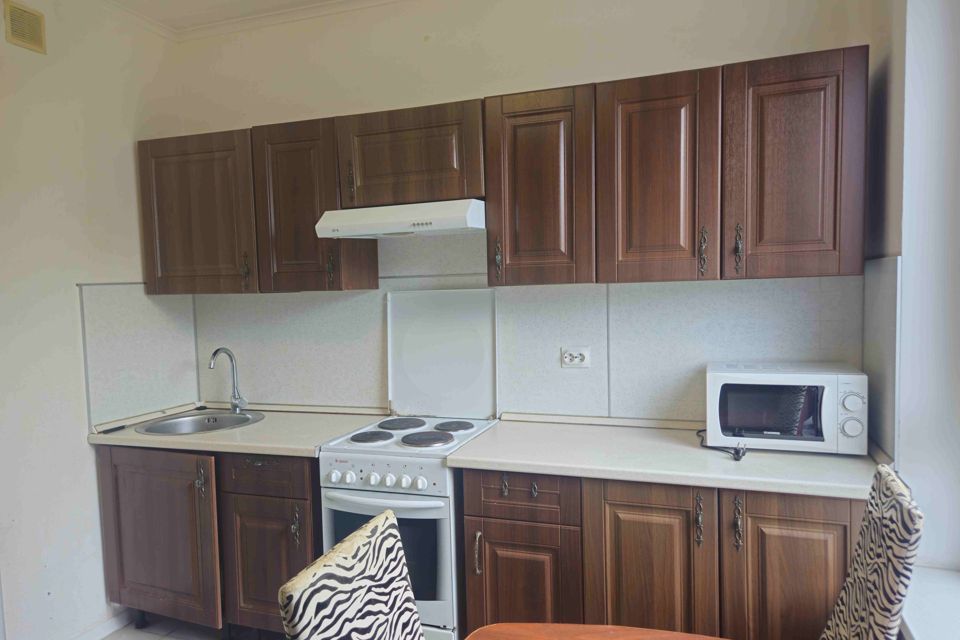 Сдаётся 1-комнатная квартира, 49 м²