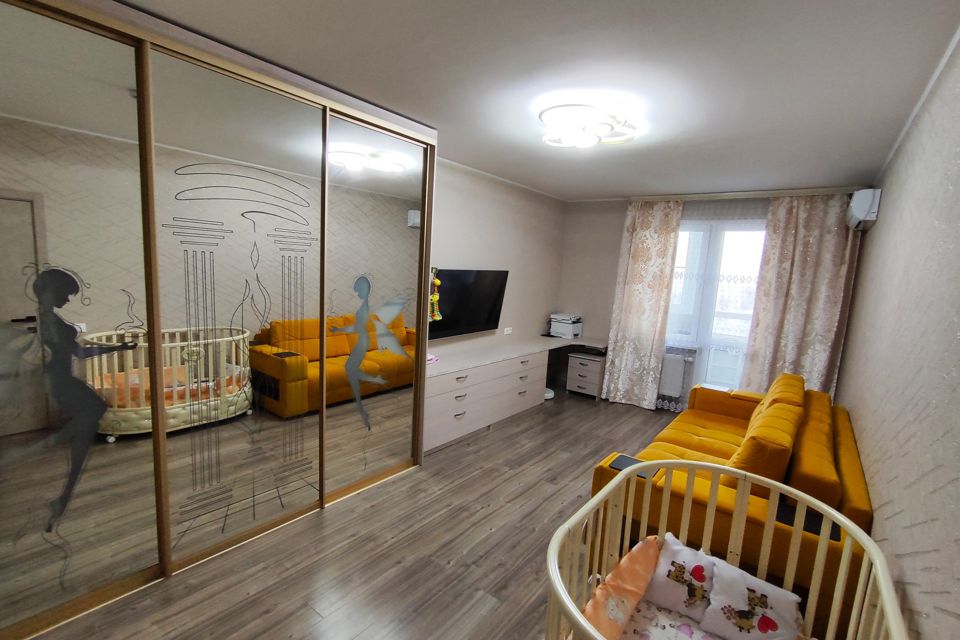 Продаётся 2-комнатная квартира, 65.2 м²