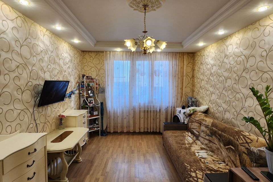 Продаётся 1-комнатная квартира, 38 м²