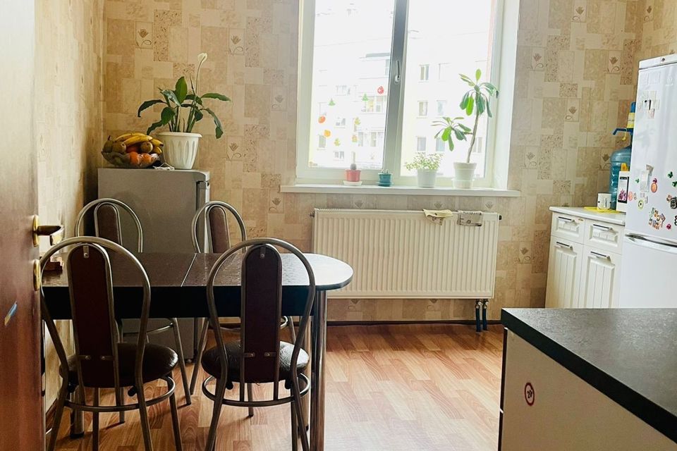 Продаётся 2-комнатная квартира, 60.4 м²