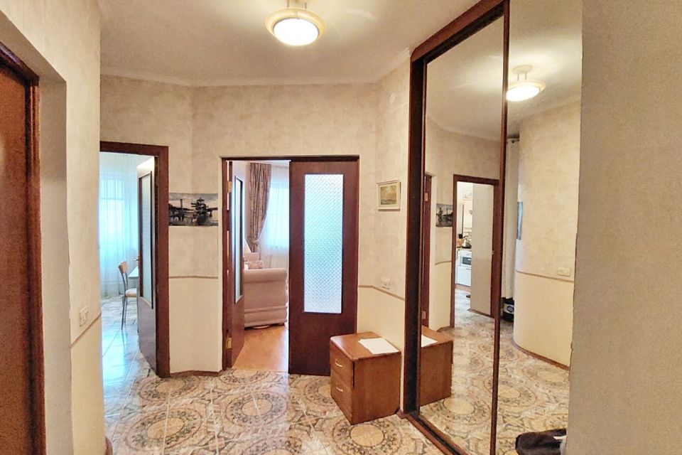 Продаётся 1-комнатная квартира, 49.3 м²