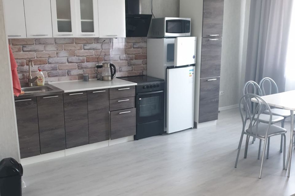 Продаётся 2-комнатная квартира, 80.8 м²