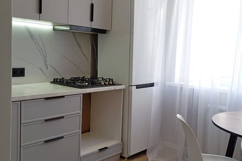Продаётся 3-комнатная квартира, 63.7 м²