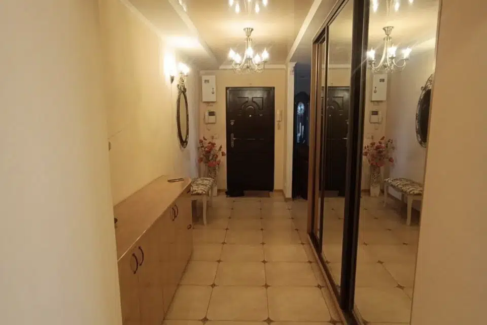 Продаётся 3-комнатная квартира, 70 м²