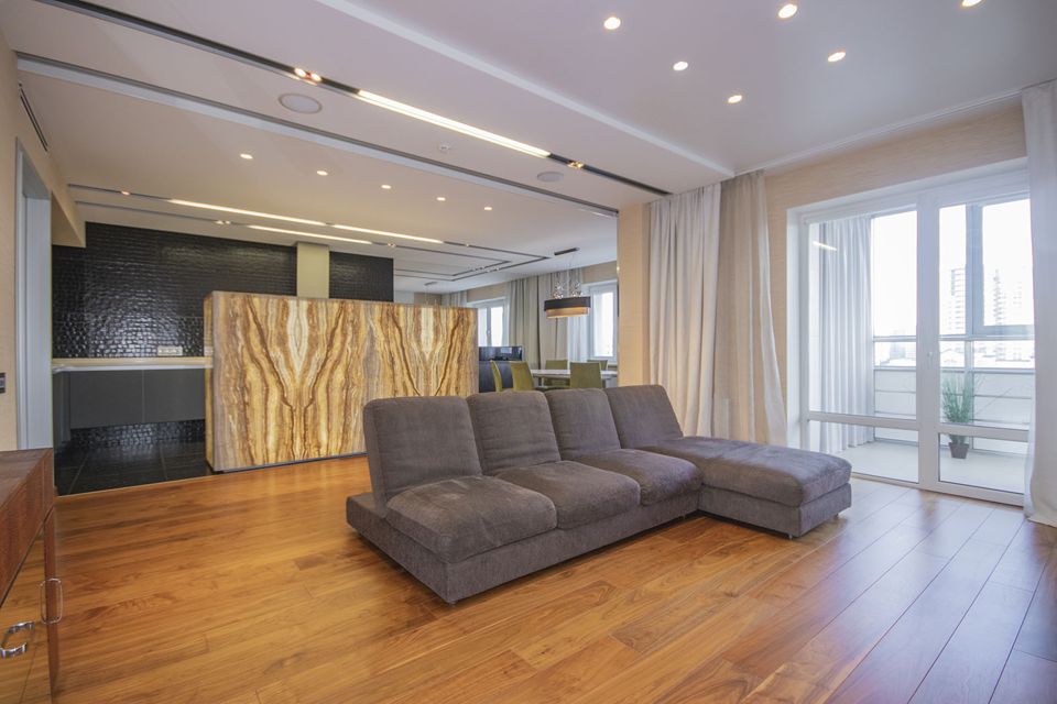 Продаётся 3-комнатная квартира, 162.7 м²