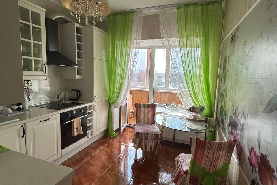 Продаётся 2-комнатная квартира, 60.5 м²