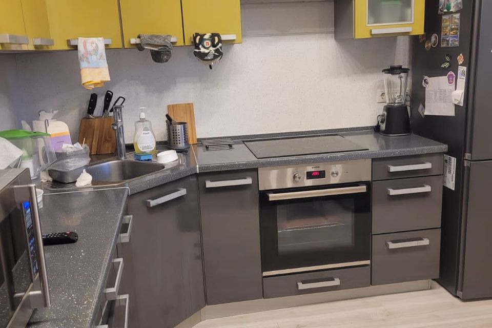 Продаётся 1-комнатная квартира, 41.7 м²