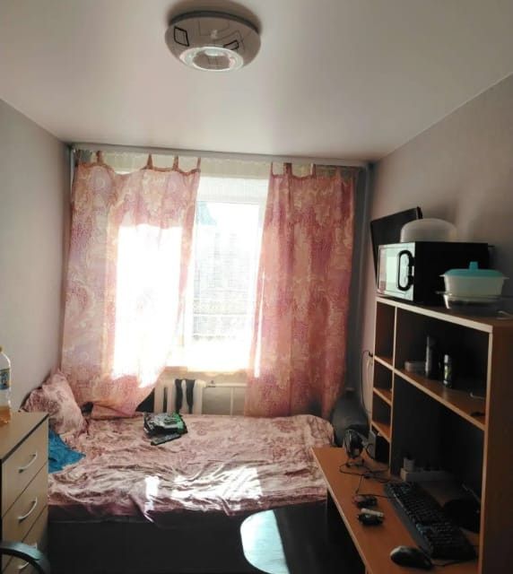 Продаётся комната в 1-комн. квартире, 9.2 м²
