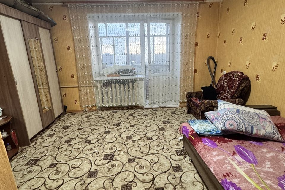 Продаётся 1-комнатная квартира, 32 м²