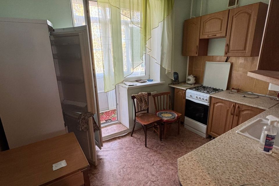 Продаётся 2-комнатная квартира, 42.4 м²