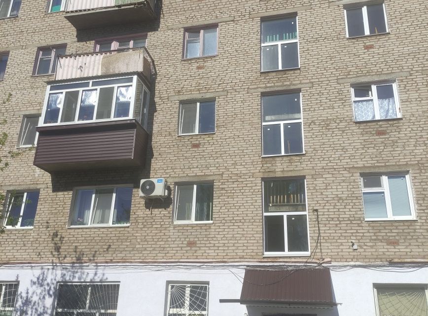 Продаётся 3-комнатная квартира, 55.7 м²