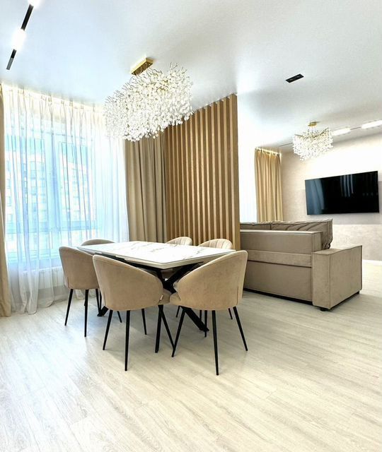 Продаётся 4-комнатная квартира, 92 м²