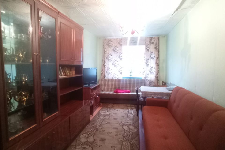 Продаётся 3-комнатная квартира, 58.3 м²