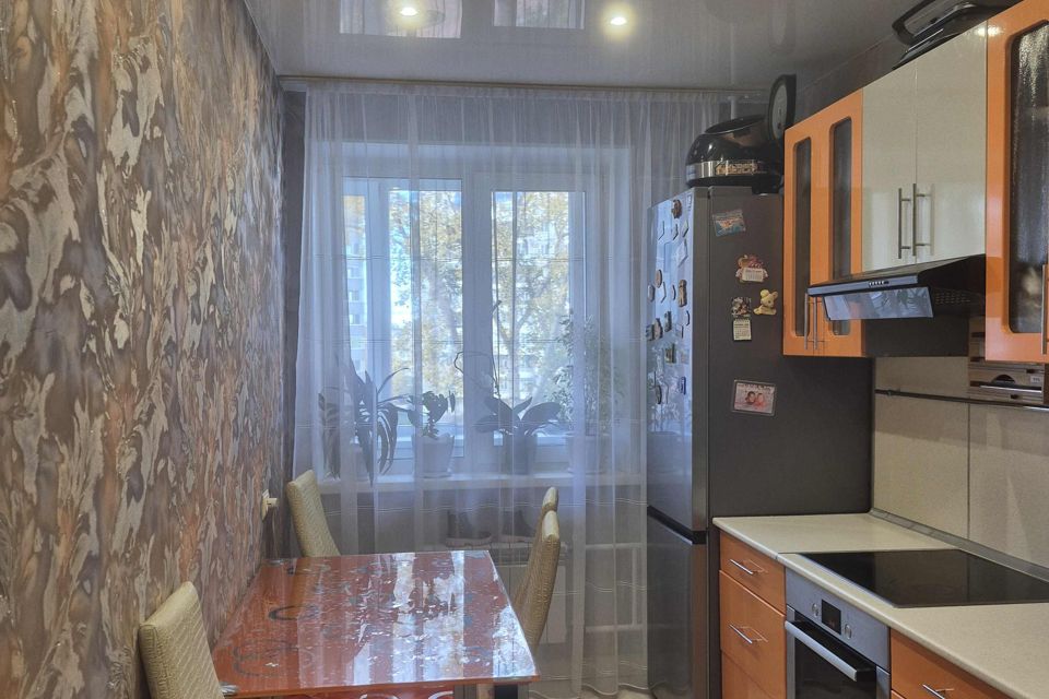 Продаётся 3-комнатная квартира, 65.7 м²