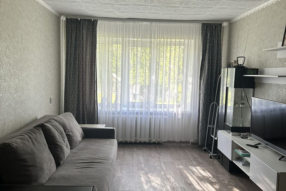 Продаётся 3-комнатная квартира, 63 м²