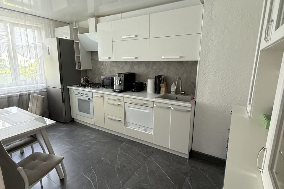 Продаётся 3-комнатная квартира, 69.1 м²