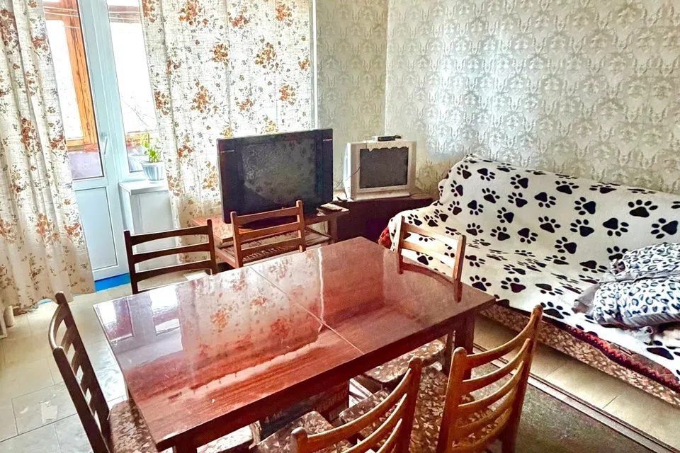 Продаётся 3-комнатная квартира, 64.5 м²