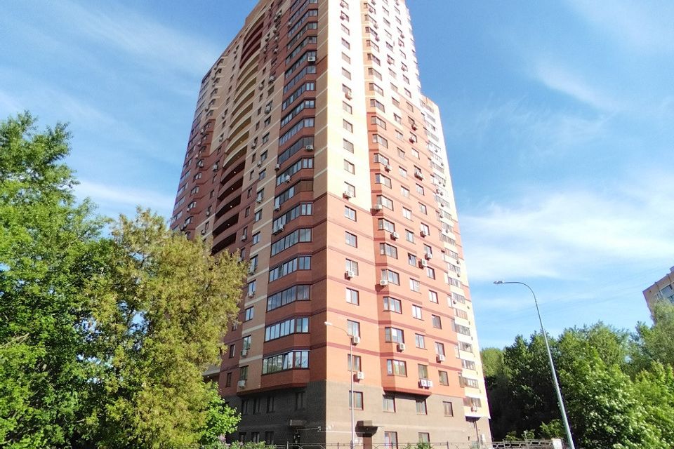 Продаётся 4-комнатная квартира, 152 м²