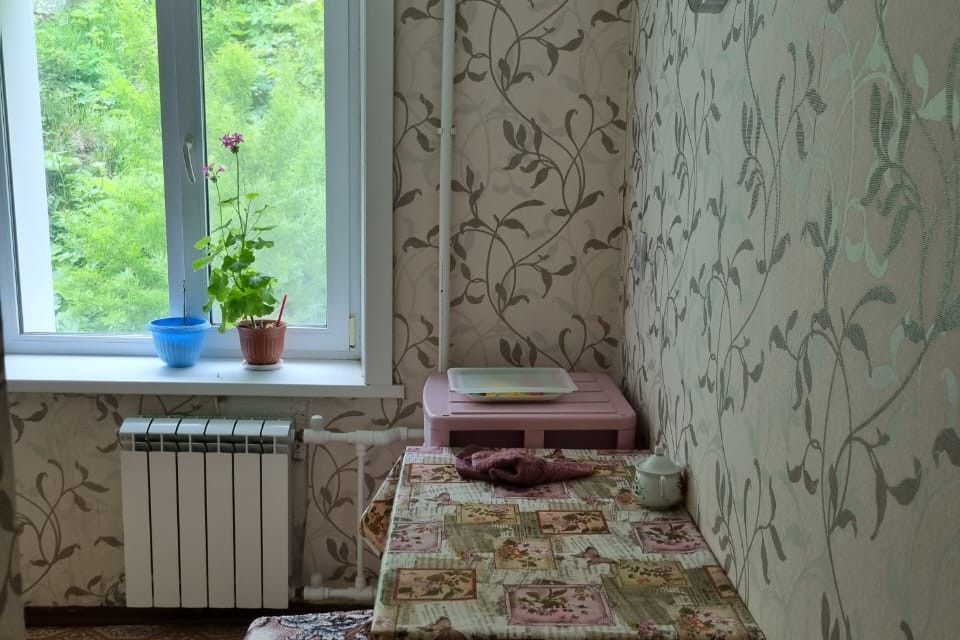 Продаётся 2-комнатная квартира, 42.4 м²
