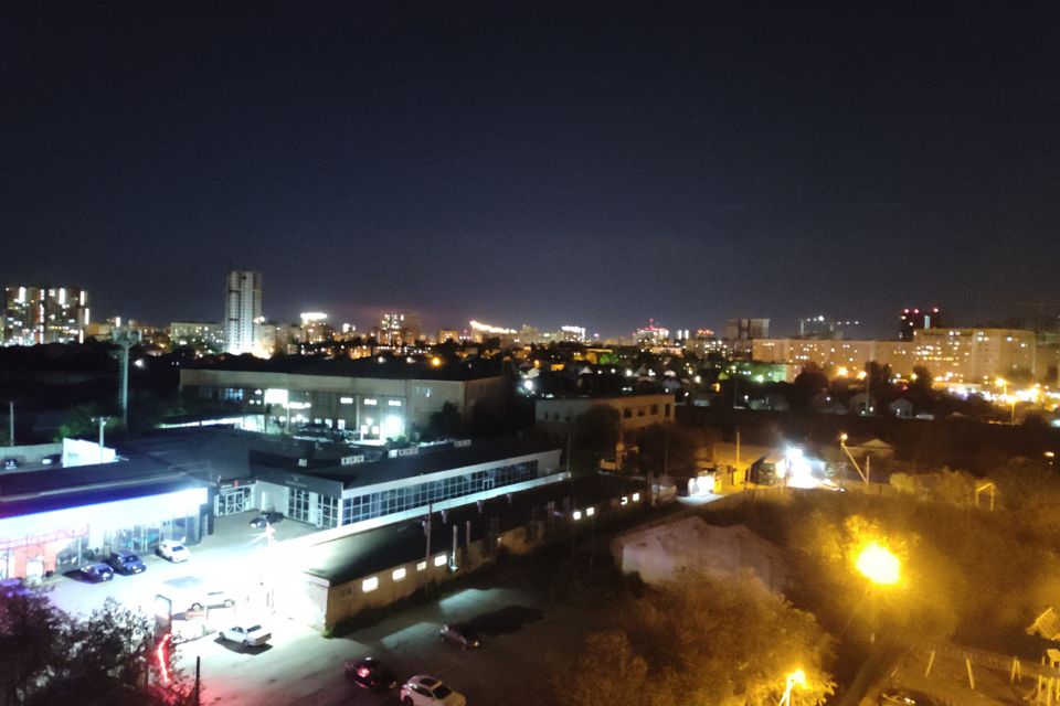 Продаётся 2-комнатная квартира, 74.2 м²