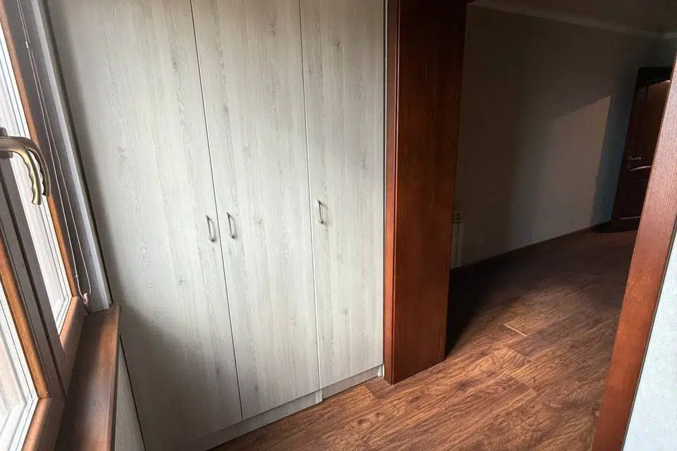 Продаётся 4-комнатная квартира, 88 м²
