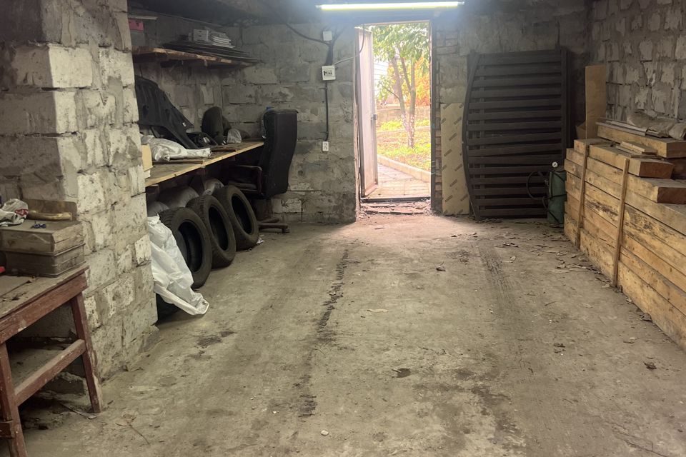 Продаётся 2-этажный дом, 140 м²