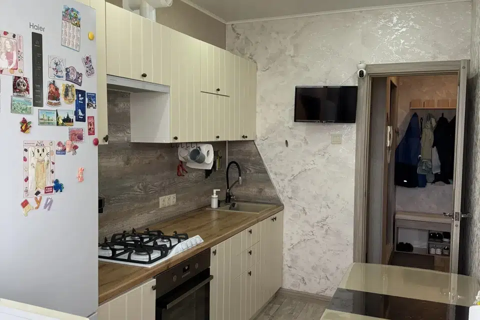 Продаётся 3-комнатная квартира, 64.9 м²
