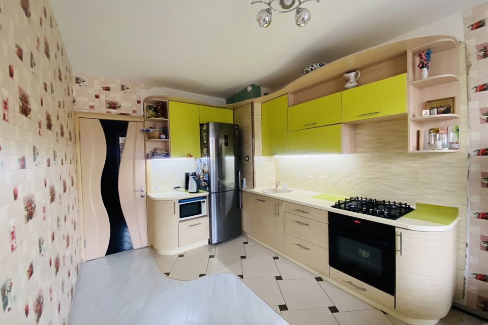 Продаётся 3-комнатная квартира, 73 м²