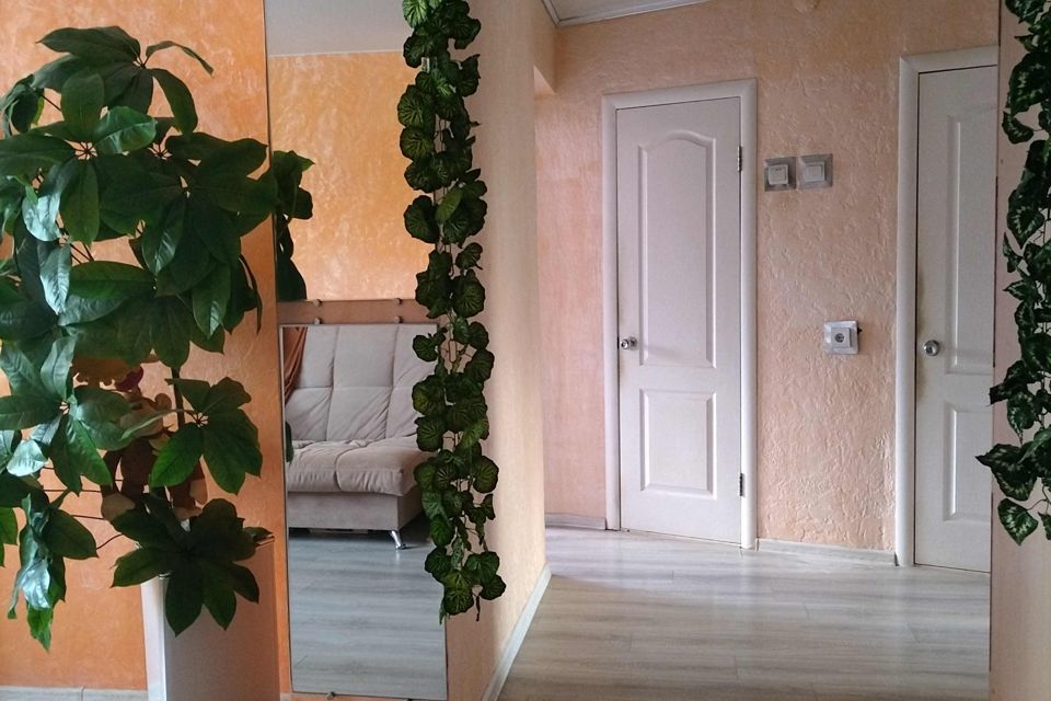 Продаётся 3-комнатная квартира, 62 м²