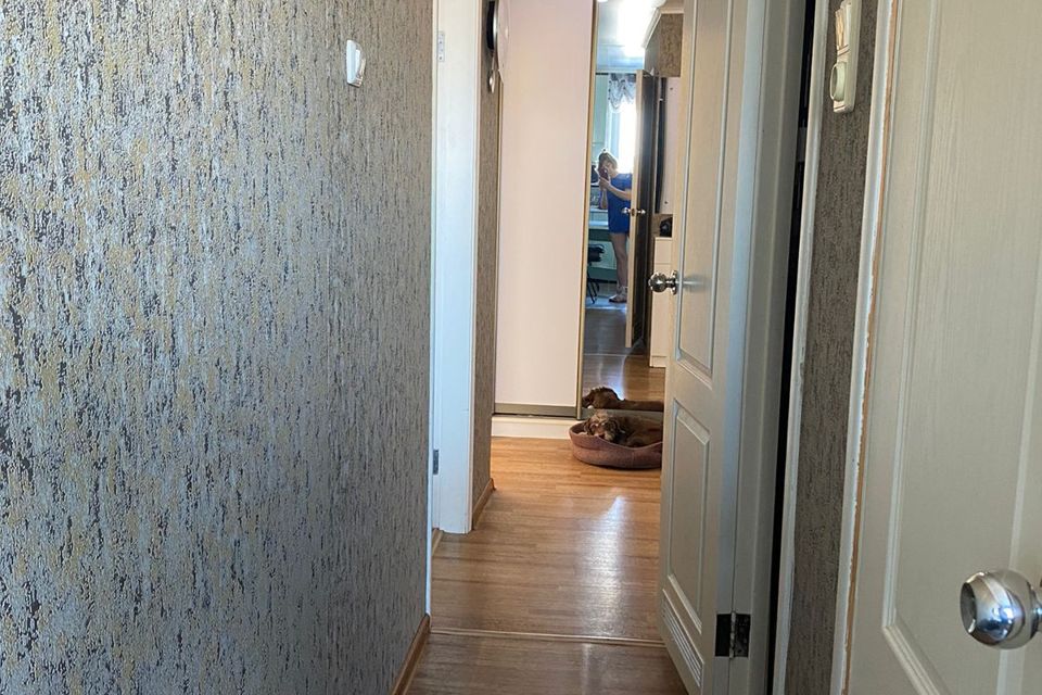Продаётся 4-комнатная квартира, 76 м²