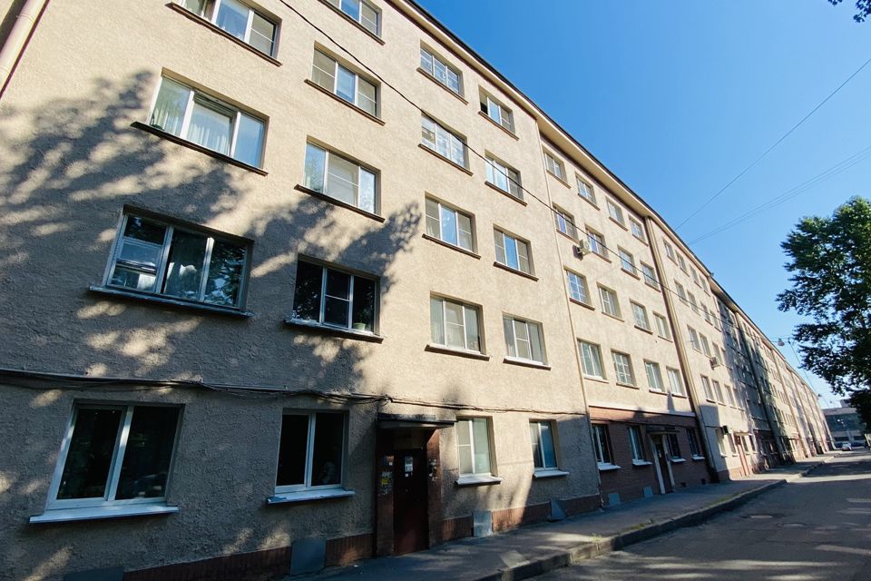 Продаётся 2 комнаты в 3-комн. квартире, 36 м²