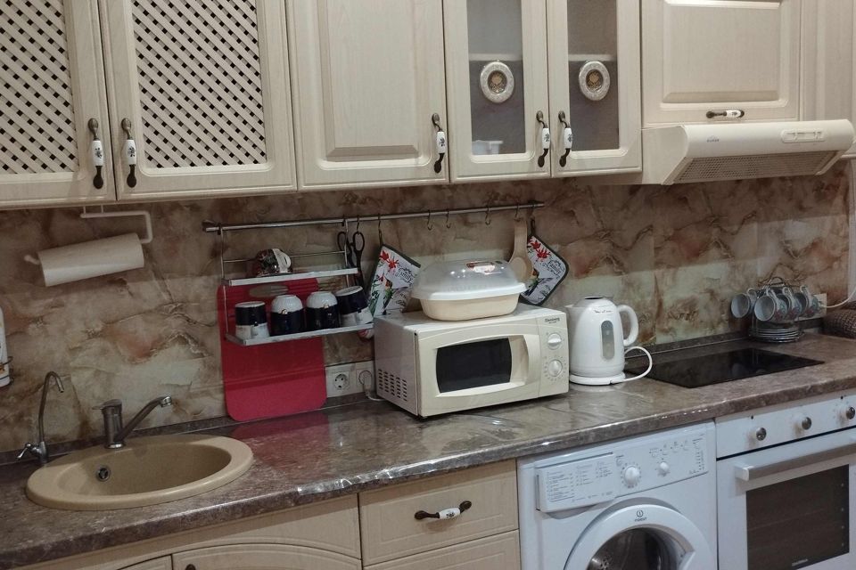 Сдаётся 1-комнатная квартира, 44 м²