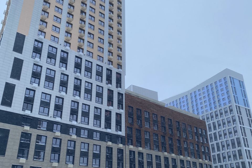 Продаётся 1-комнатная квартира, 43 м²