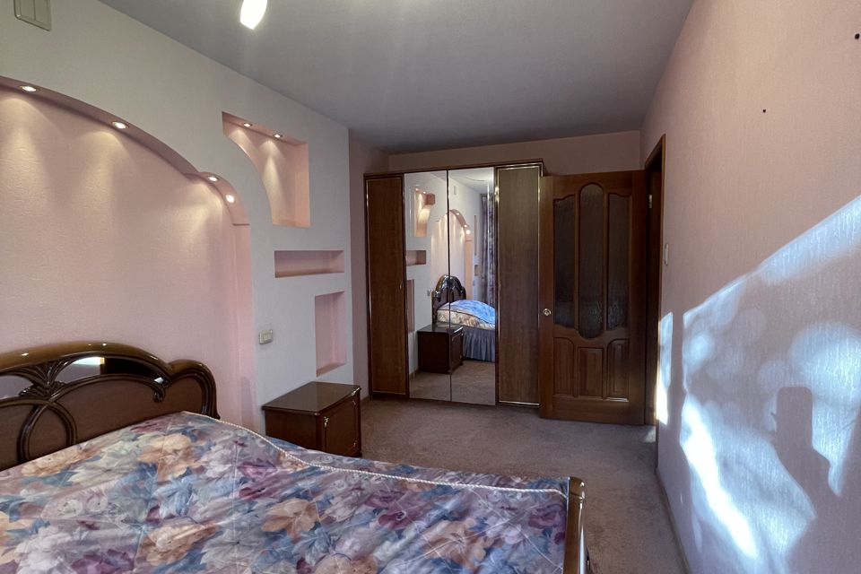 Продаётся 3-комнатная квартира, 67.4 м²