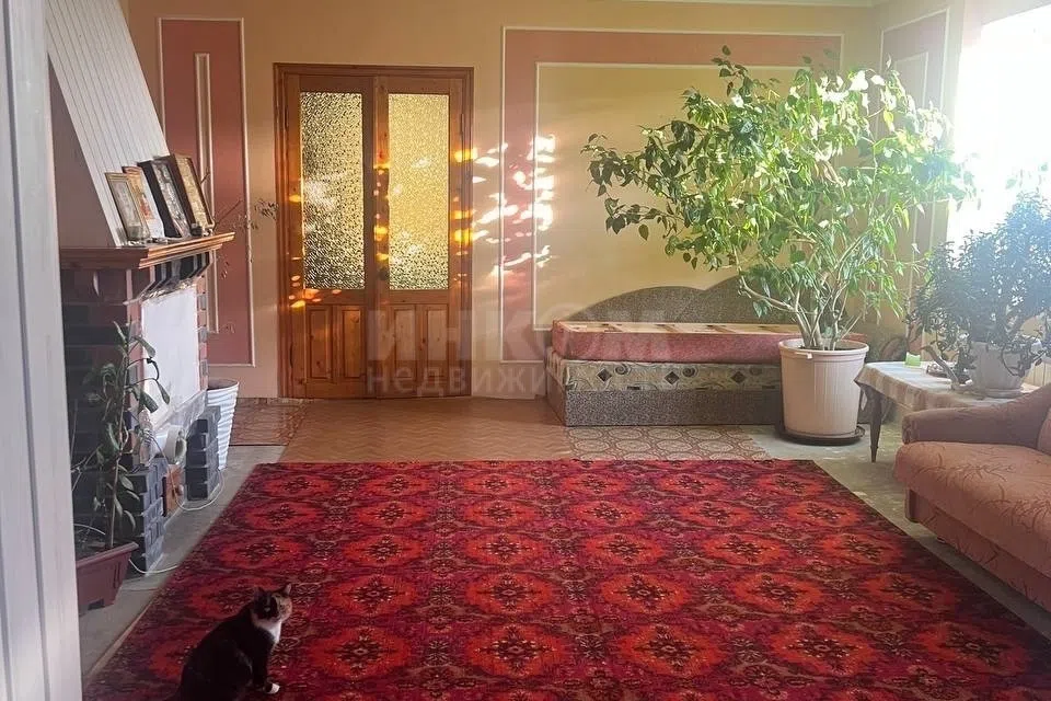 Продаётся 2-этажный дом, 290 м²