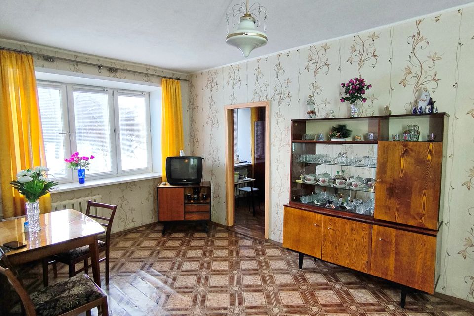 Продаётся 2-комнатная квартира, 43.2 м²