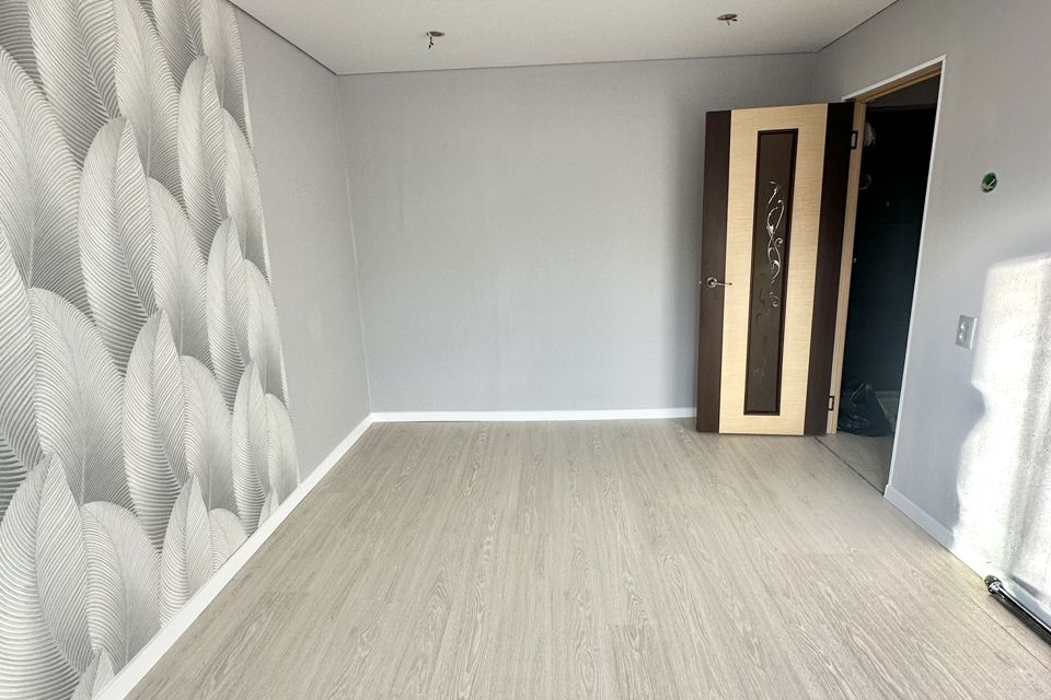 Продаётся 4-комнатная квартира, 75.3 м²