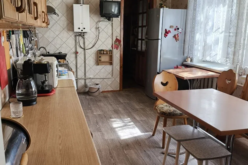 Продаётся 1-этажный дом, 98 м²