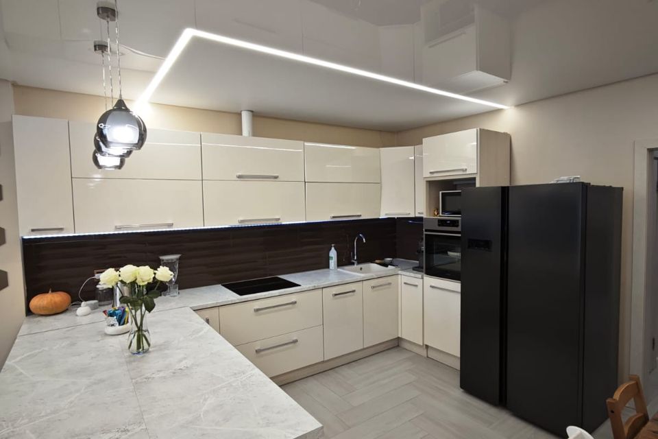 Продаётся 3-комнатная квартира, 90 м²