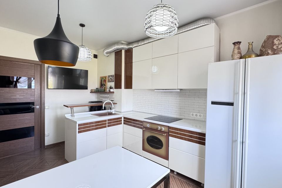 Продаётся 2-комнатная квартира, 69.4 м²
