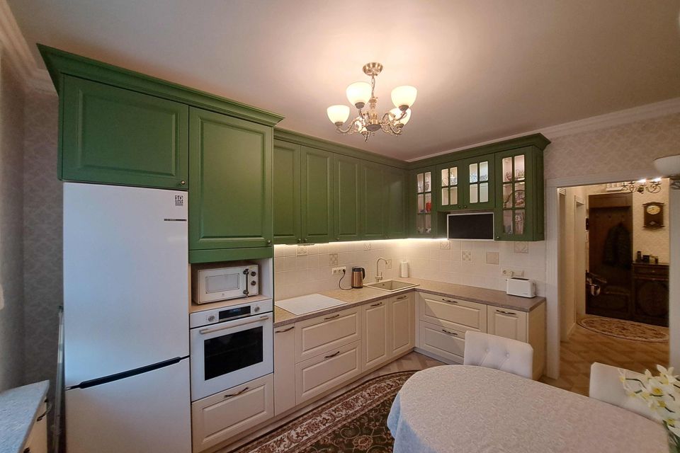Продаётся 2-комнатная квартира, 56 м²
