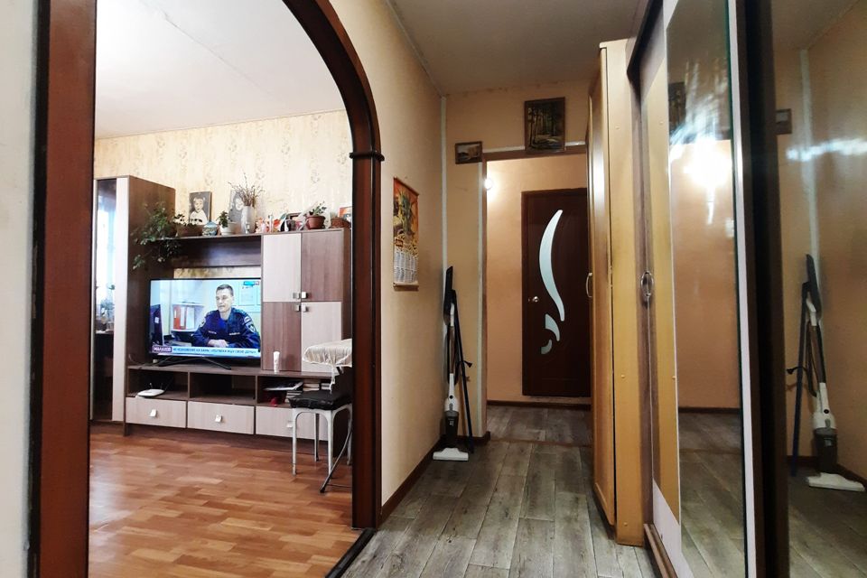 Продаётся 4-комнатная квартира, 78.9 м²