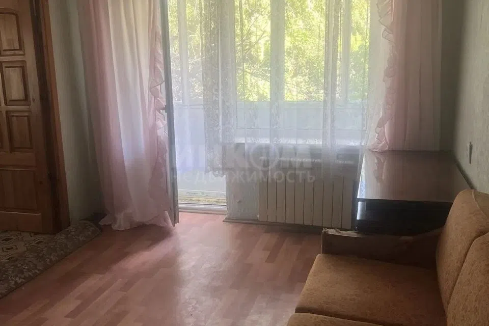 Продаётся 2-комнатная квартира, 42 м²
