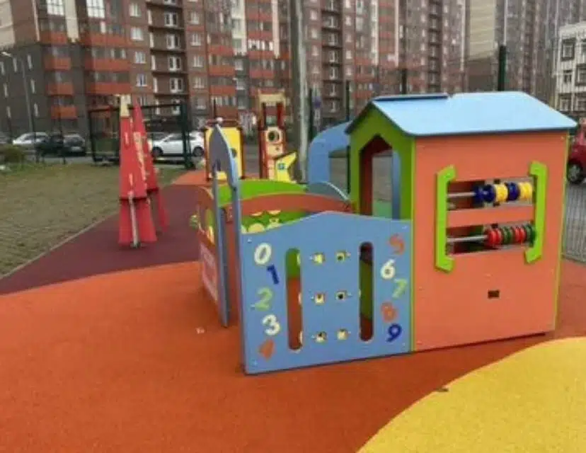 Продаётся 3-комнатная квартира, 105.1 м²