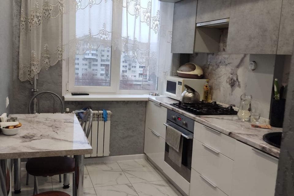 Продаётся 3-комнатная квартира, 63.6 м²