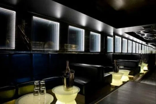 Сдаётся помещение своб. назначения, 600 м²